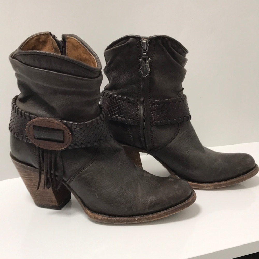 Cuadra Ankle Boots